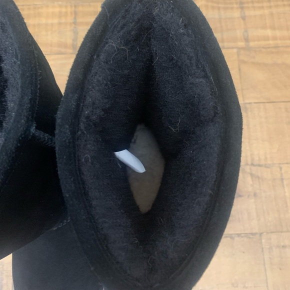 BearPaw Black Boots - Picture 10 of 14